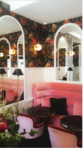 banquette salon rose Otello